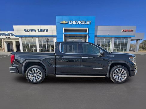 New 2026 GMC Sierra 1500 Denali w/ Denali Reserve Package image 7