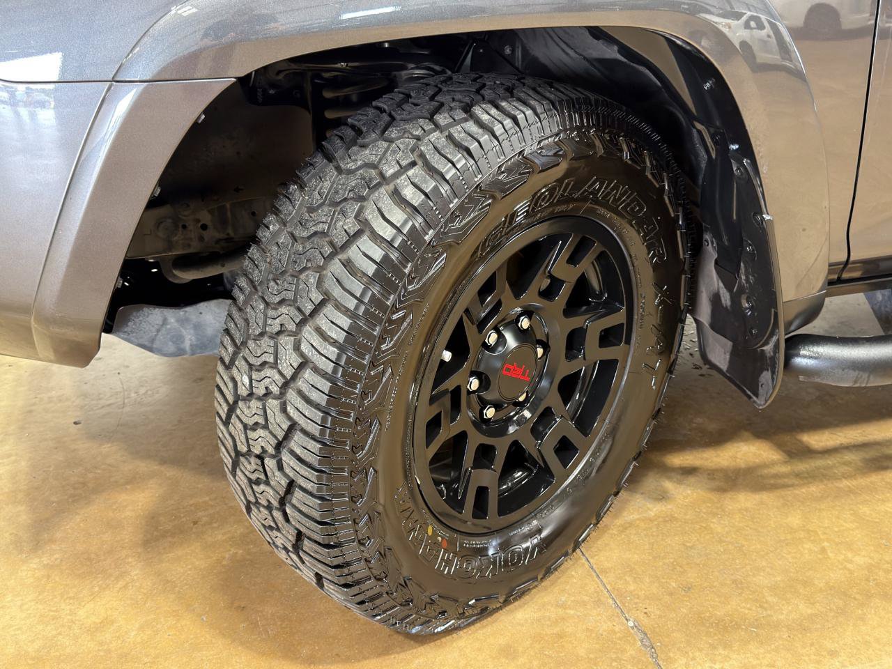 Used 2022 Toyota 4Runner SR5 Premium RWD image 5