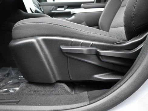 Used 2025 GMC Terrain Elevation image 13