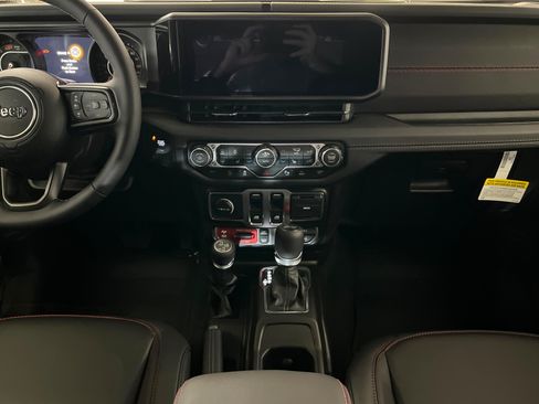 New 2026 Jeep Wrangler Rubicon AWD/4WD image 13