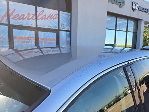 Used 2022 Ford Edge Titanium w/ Equipment Group 301A image 21