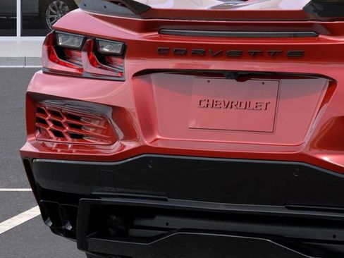 New 2025 Chevrolet Corvette E-Ray image 14