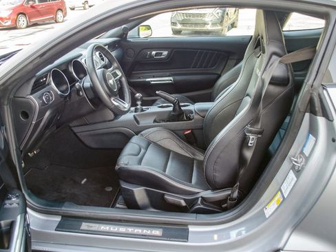 Used 2021 Ford Mustang GT RWD image 26