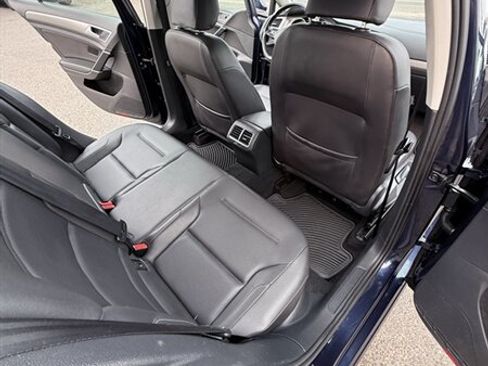 Used 2015 Volkswagen Golf S FWD image 28