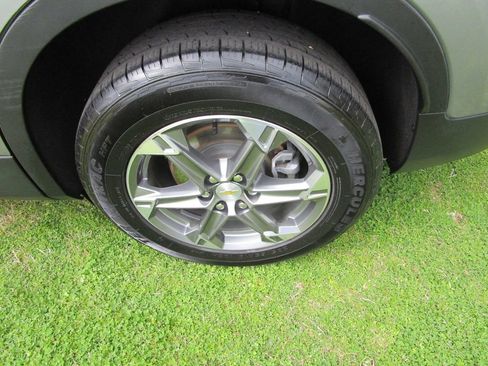 Used 2023 Chevrolet Blazer LT image 11