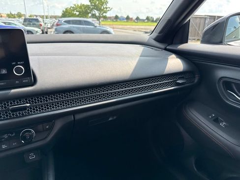 Certified 2024 Honda HR-V Sport image 26