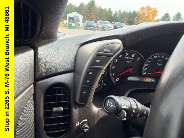 Used 2005 Chevrolet Corvette Coupe w/ Preferred Equipment Group RWD image 41