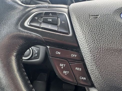 Used 2018 Ford Escape SEL image 36