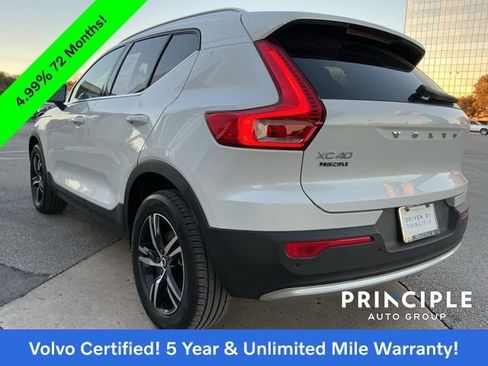 Certified 2025 Volvo XC40 B5 Core image 13
