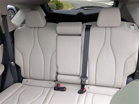 Certified 2025 Acura RDX w/ Technology Package image 36