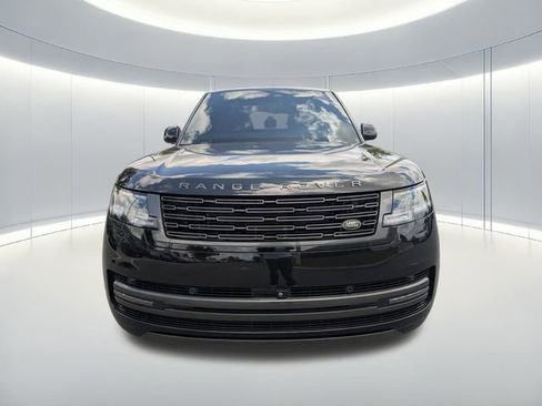 Certified 2025 Land Rover Range Rover SE AWD/4WD image 8