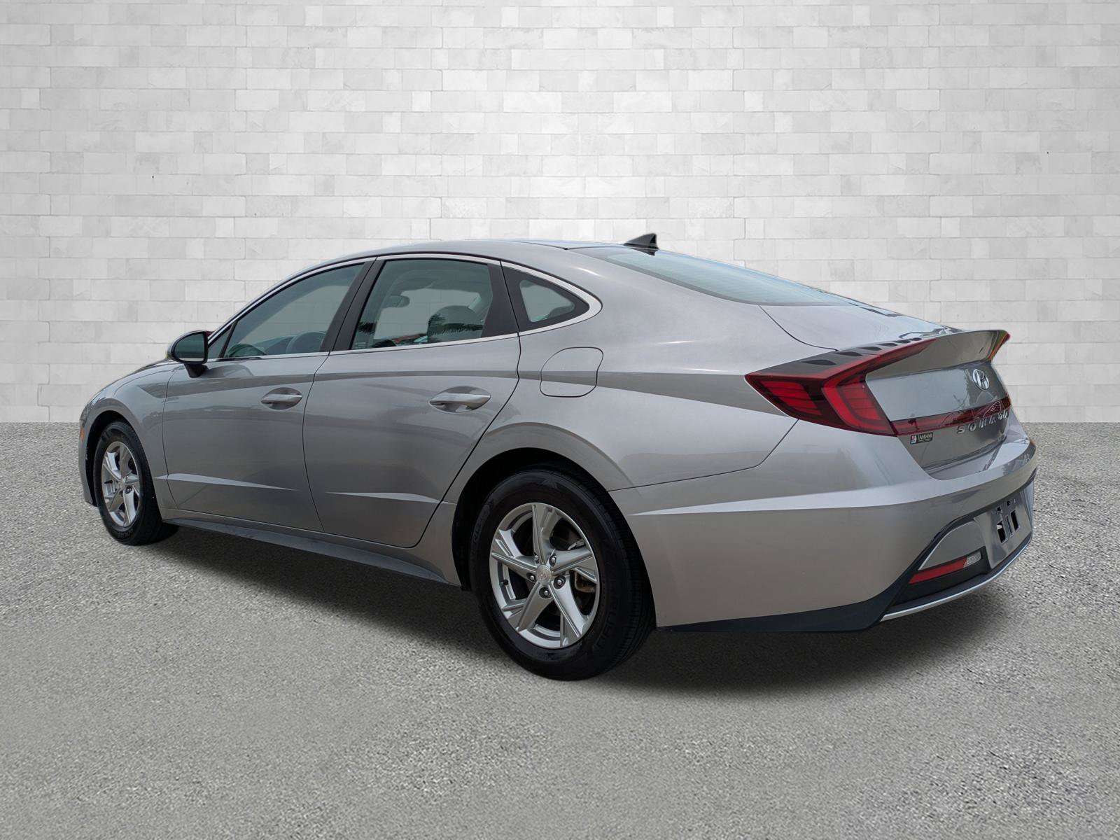 Used 2020 Hyundai Sonata SE FWD image 4