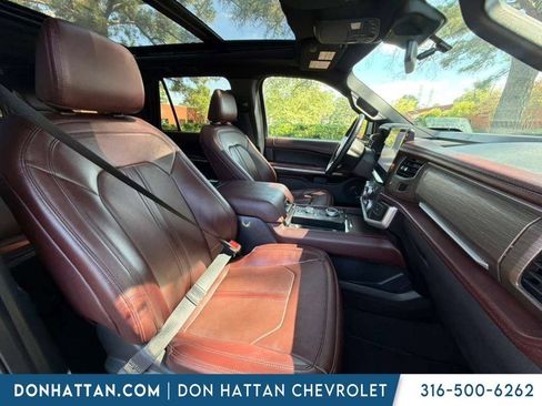Used 2023 Ford Expedition Max Limited AWD/4WD image 4