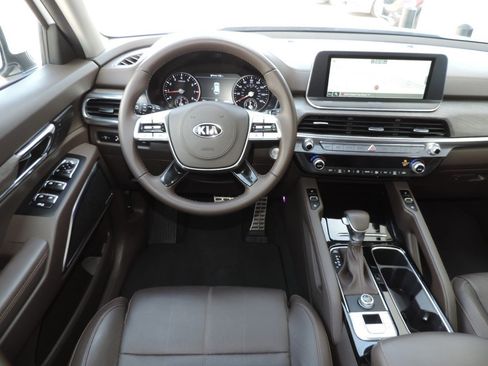 Used 2021 Kia Telluride SX image 17