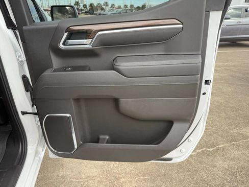 New 2026 Chevrolet Silverado 1500 LT image 40