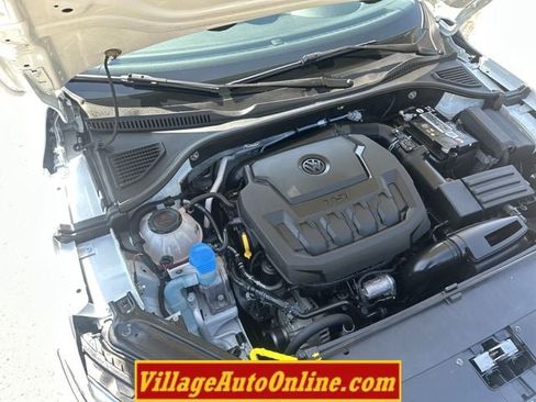 Used 2022 Volkswagen Passat 2.0T SE FWD image 41