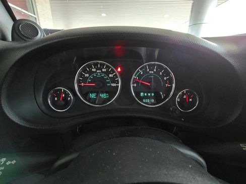 Used 2013 Jeep Wrangler Unlimited Sahara w/ Connectivity Group image 25