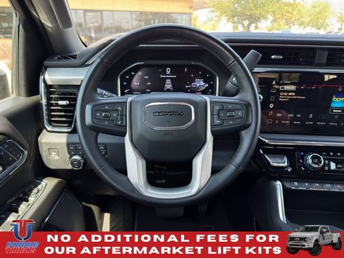 Used 2024 GMC Sierra 2500 Denali w/ Denali Reserve Package AWD/4WD image 34