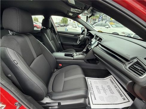 Used 2020 Honda Civic Sport image 31