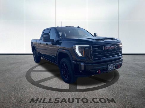 Used 2024 GMC Sierra 3500 AT4 w/ AT4 Premium Plus Package image 3