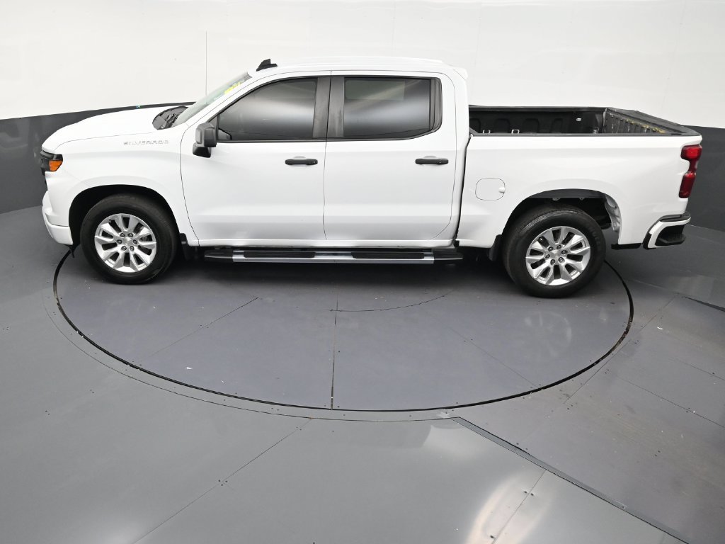 Used 2024 Chevrolet Silverado 1500 Custom RWD image 12