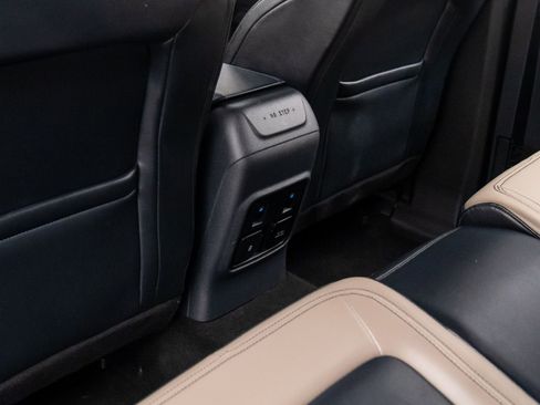 Used 2024 Ford Bronco Wildtrak image 17