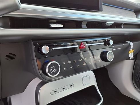 New 2026 Hyundai Ioniq 9 Limited AWD/4WD image 22