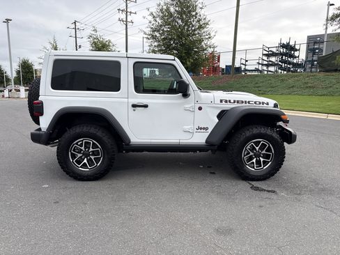 Used 2026 Jeep Wrangler Rubicon w/ Safety Group AWD/4WD image 10