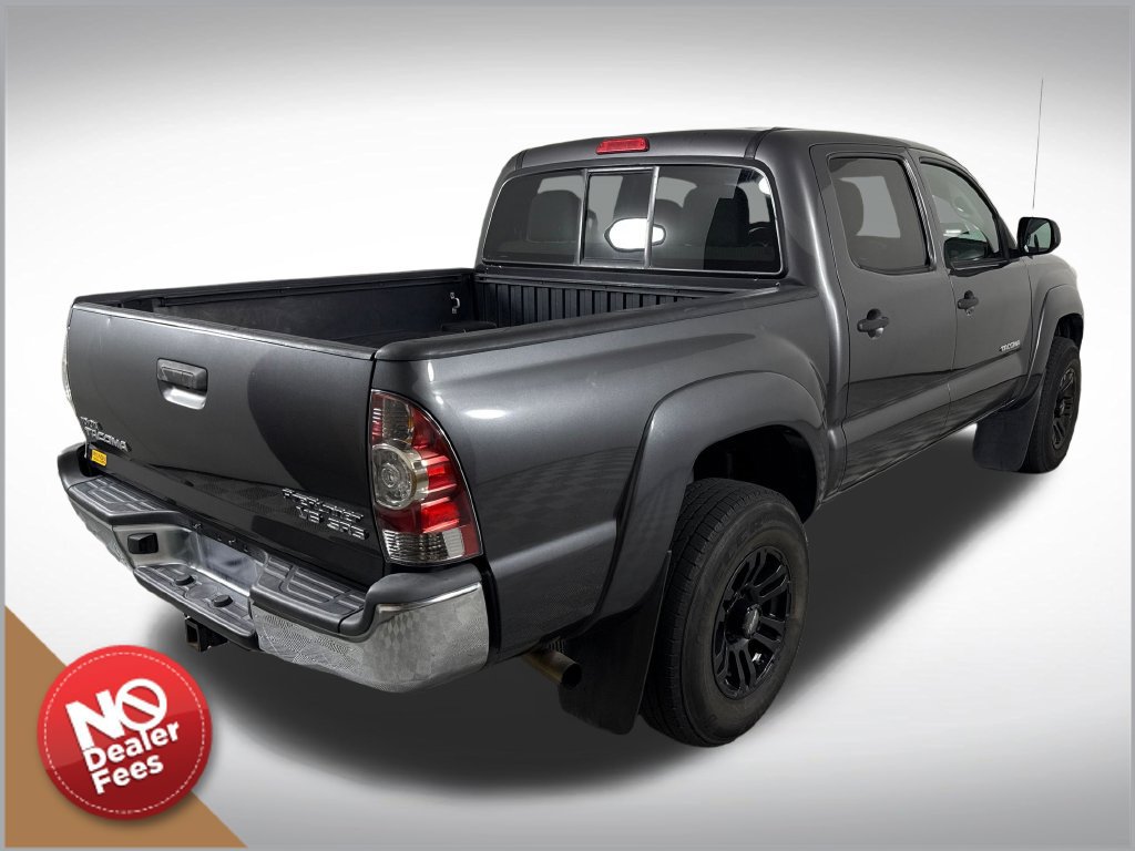 Used 2013 Toyota Tacoma PreRunner w/ SR5 Pkg RWD image 3