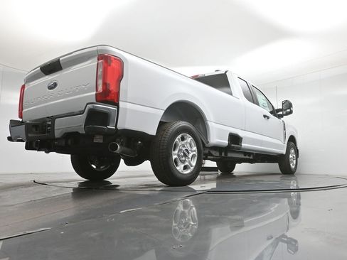 New 2026 Ford F250 XLT image 44