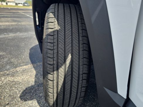 Used 2025 GMC Terrain Elevation FWD image 29