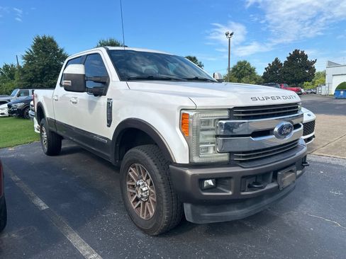 Used 2017 Ford F250 King Ranch w/ King Ranch Ultimate Package AWD/4WD image 3