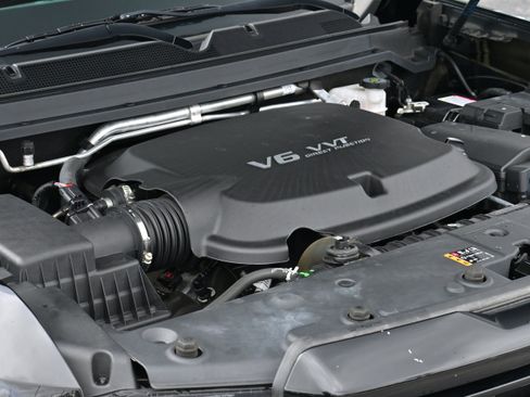 Used 2022 GMC Canyon Elevation w/ Trailering Package image 8