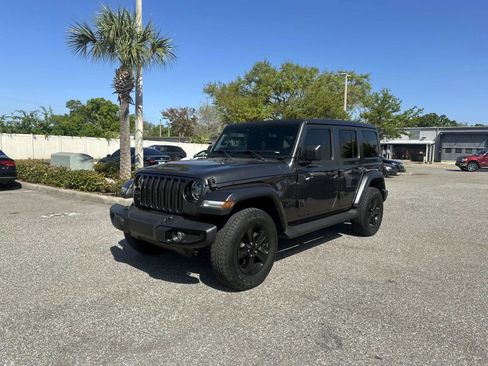 Used 2022 Jeep Wrangler Unlimited Sahara image 1