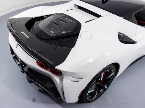 Certified 2022 Ferrari SF90 Stradale image 22