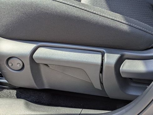 New 2026 Mitsubishi Outlander ES FWD image 20