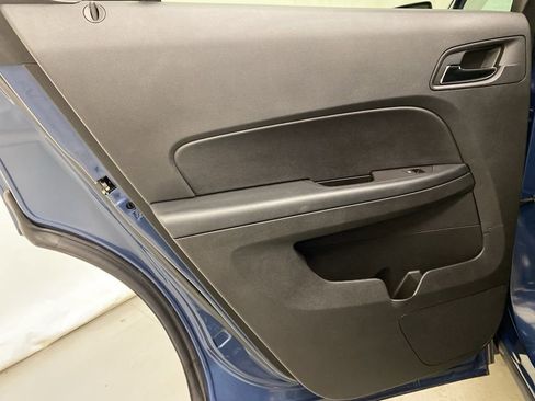 Used 2016 Chevrolet Equinox LT w/ Convenience Package image 12