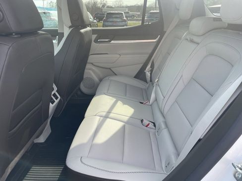 Used 2026 GMC Terrain Denali image 13