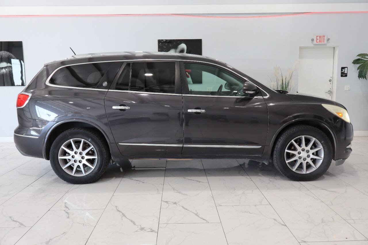 Used 2016 Buick Enclave Leather FWD image 2