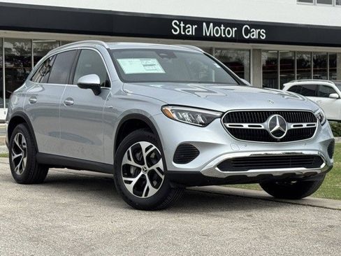 New 2025 Mercedes-Benz GLC 350e 4MATIC image 1