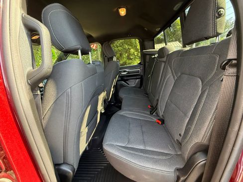 Used 2019 RAM 1500 Big Horn AWD/4WD image 29
