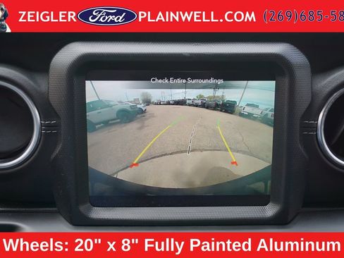 Used 2023 Jeep Wrangler Unlimited Sahara w/ Cold Weather Group AWD/4WD image 17
