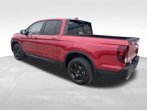 Used 2025 Honda Ridgeline Black Edition image 3