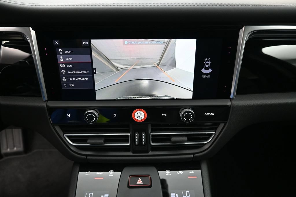 Certified 2026 Porsche Macan AWD/4WD image 19
