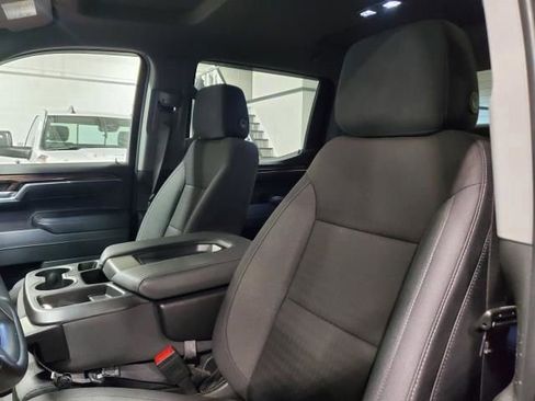 Used 2024 Chevrolet Silverado 1500 LT Trail Boss w/ LPO, Dark Essentials Package image 22