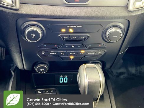 Used 2019 Ford Ranger XLT w/ Equipment Group 301A Mid image 9