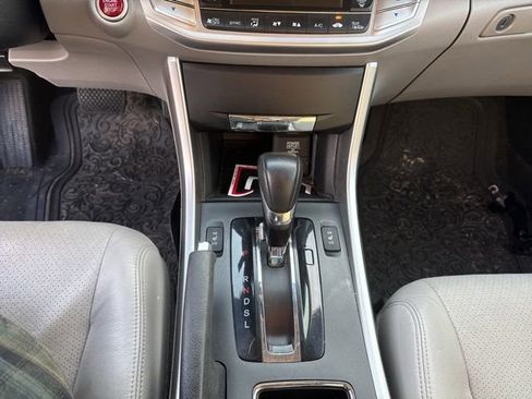 Used 2015 Honda Accord EX-L image 19