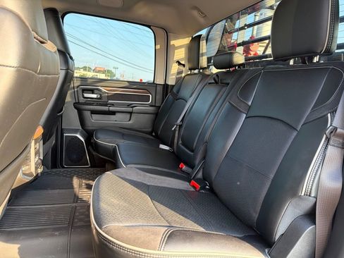 Used 2024 RAM 3500 Laramie AWD/4WD image 22