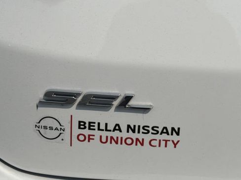 Used 2022 Ford Edge SEL AWD/4WD image 30