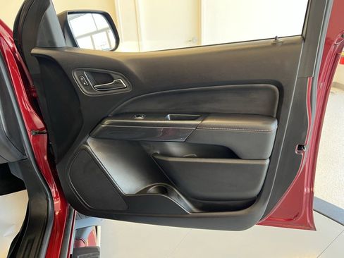 Used 2018 GMC Canyon All Terrain w/ Trailering Package image 31